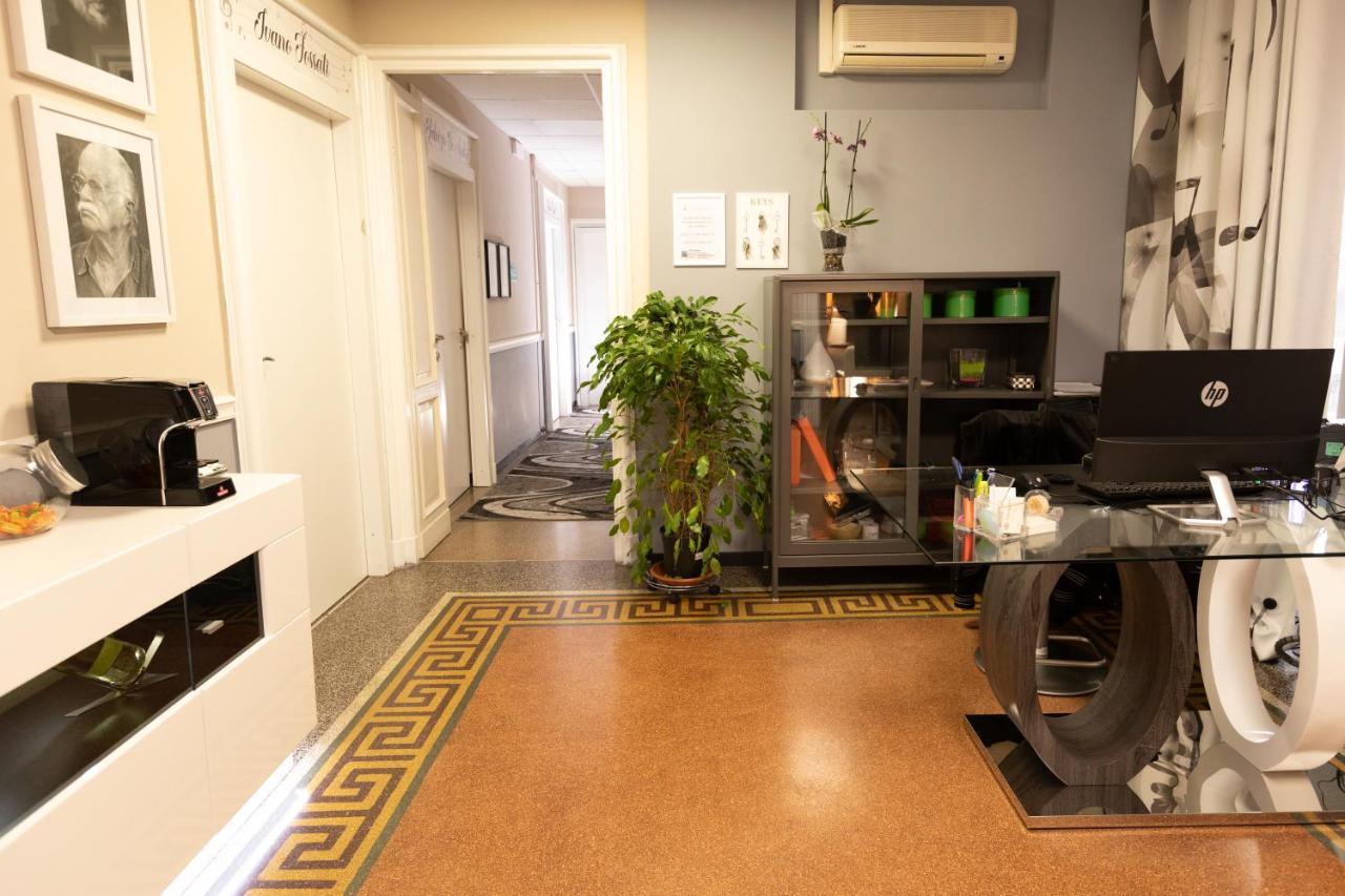 Granello Suite Central Генуа Екстериор снимка