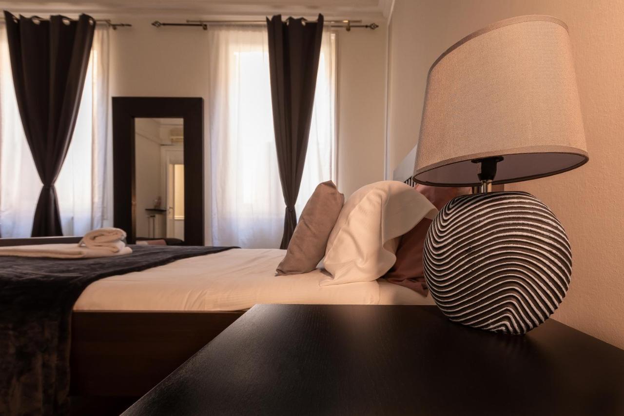 Granello Suite Central Генуа Екстериор снимка