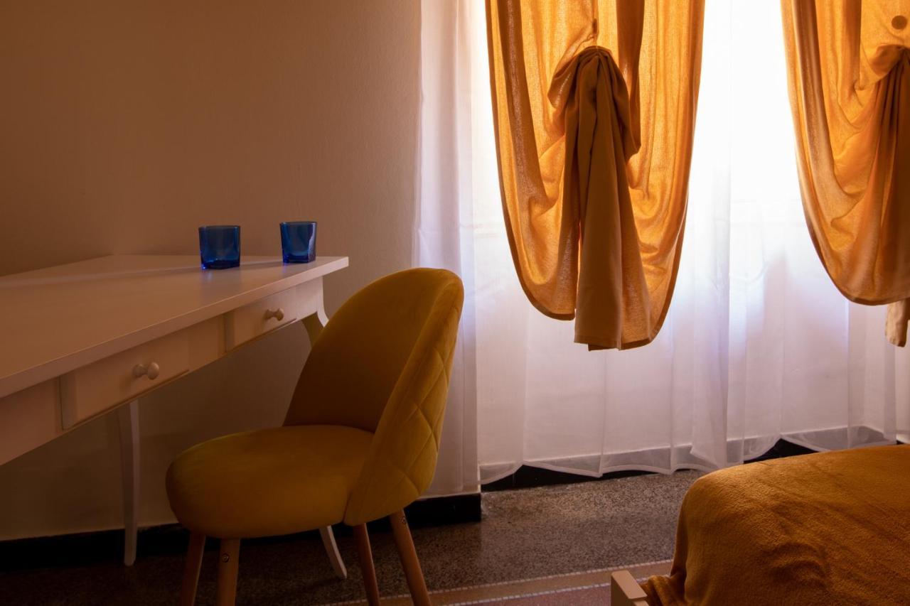 Granello Suite Central Генуа Екстериор снимка