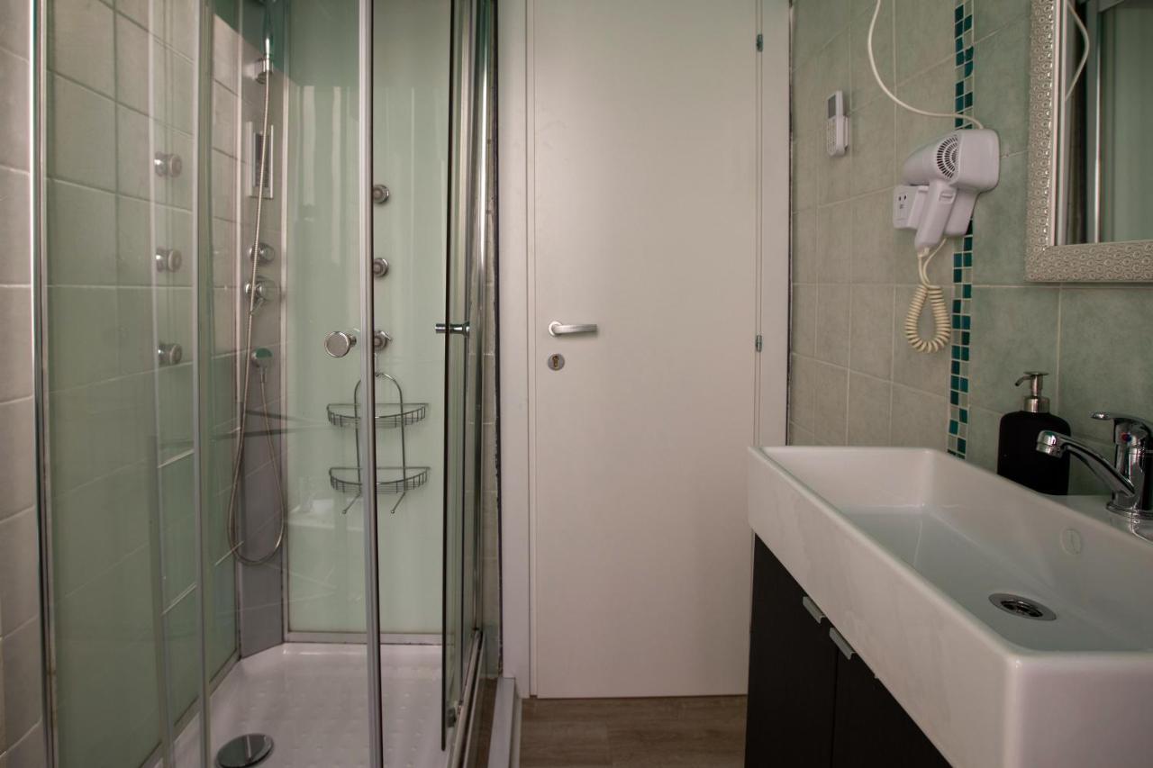 Granello Suite Central Генуа Екстериор снимка