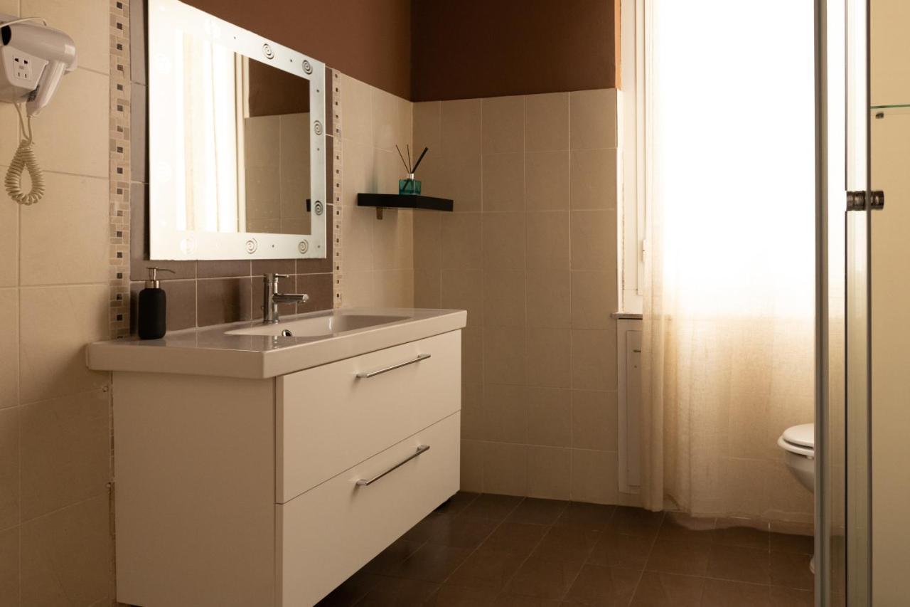 Granello Suite Central Генуа Екстериор снимка